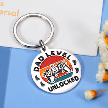 将图片加载到图库查看器,Fathers Day Keychain Christmas Gifts for New Dad Daddy to Be Gift for Husband Men Him from Women Wife New Mommy Valentines Day Birthday Baby Pregnancy Announcement Gift for First Time Father