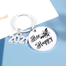 将图片加载到图库查看器，2021 Graduation Keychain Gift for Senior Class of 2021 Inspirational Motivational Encouragement Gifts for Daughter Son Teen Boys Girls Women Men Best Friends High School College Graduating Students
