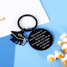 将图片加载到图库查看器，2021 Graduation Keychain Gifts for Class of 2021 Senior 2021 Daughter Son Teen Boys Girls High School College Students Women Men Brother Sister Master Grad Gifts for Him Her from Mom Dad
